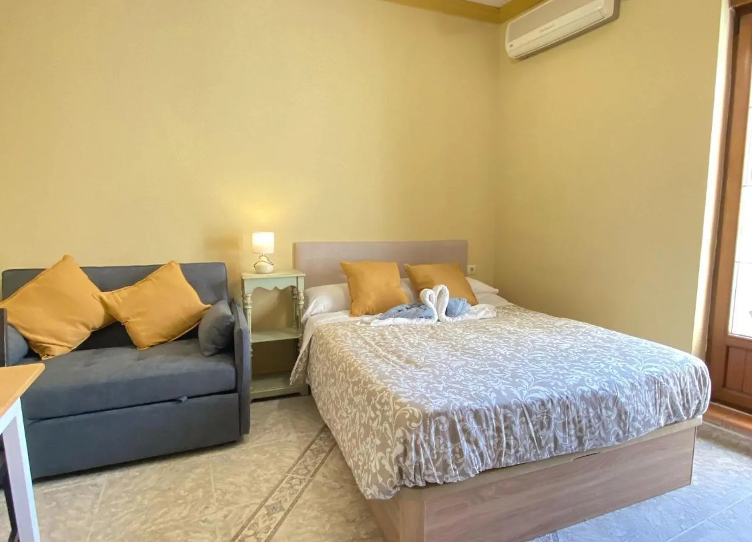 Apartamentos Abeto Ronda 0*,  España